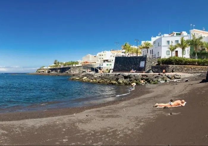 アパート Fayna *